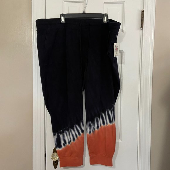NWT Torrid Everyday Fleece Mid-Rise Sweatpants Tie Dye Orange / Black - Picture 3 of 9